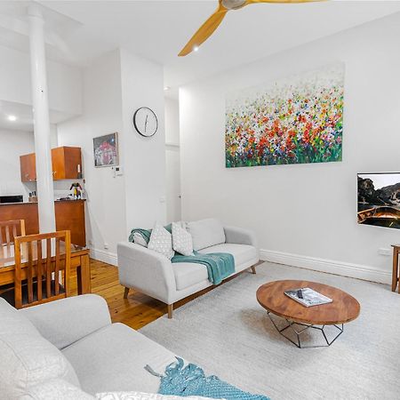 Flinders Lane Apartments Melbourne Bagian luar foto
