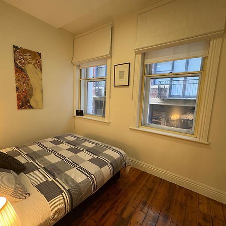 Flinders Lane Apartments Melbourne Bagian luar foto