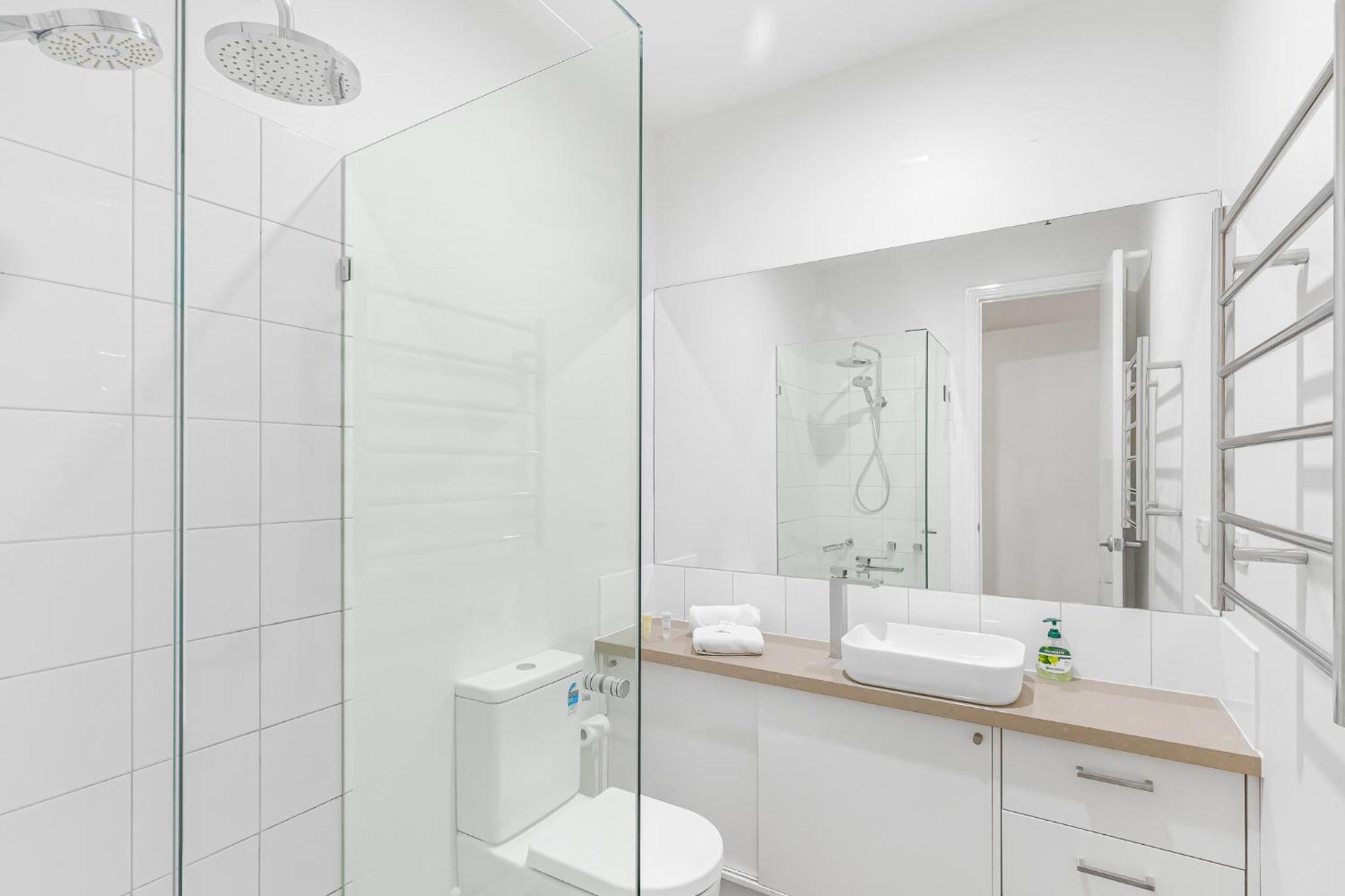 Flinders Lane Apartments Melbourne Bagian luar foto