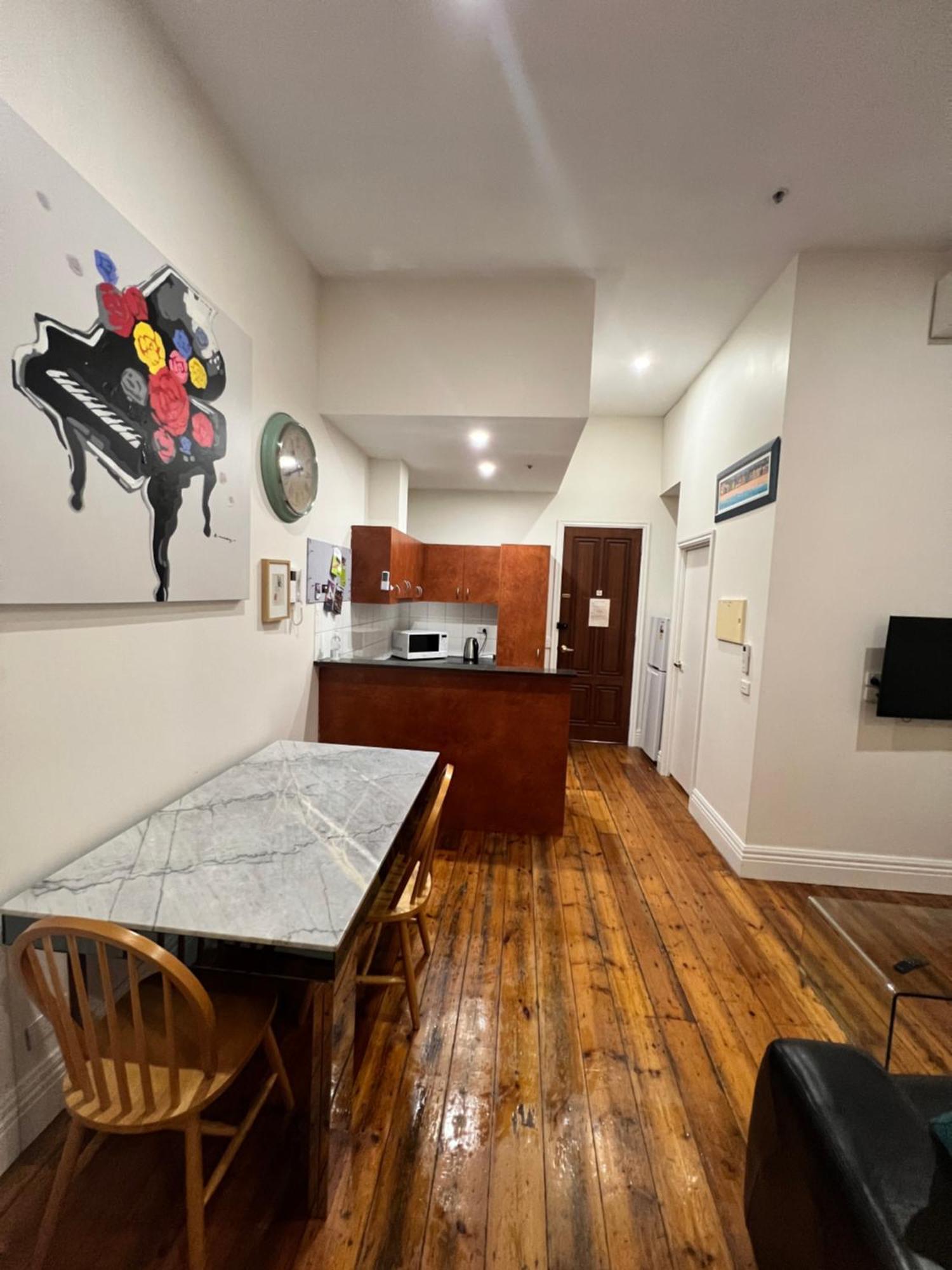 Flinders Lane Apartments Melbourne Bagian luar foto