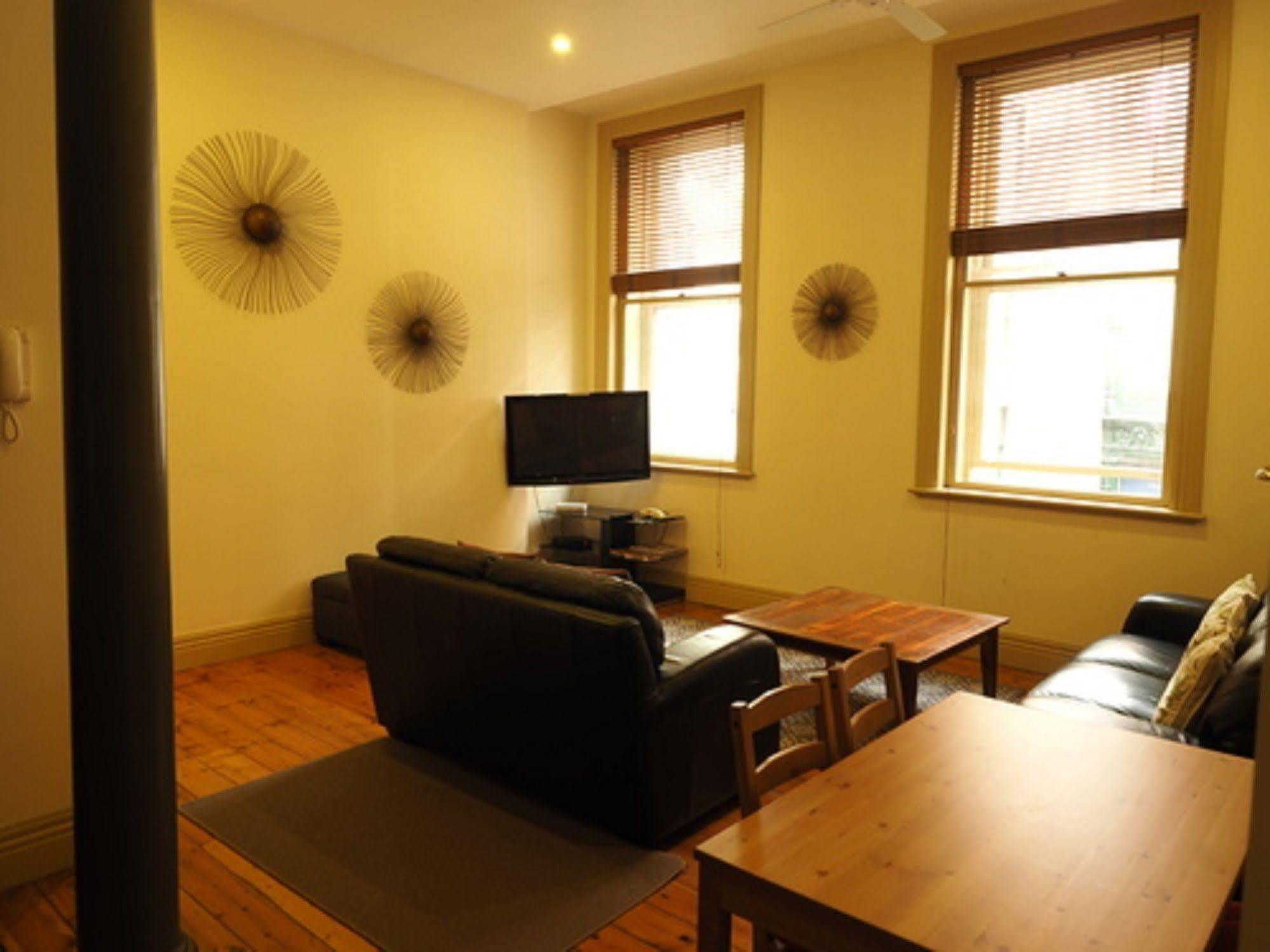 Flinders Lane Apartments Melbourne Bagian luar foto