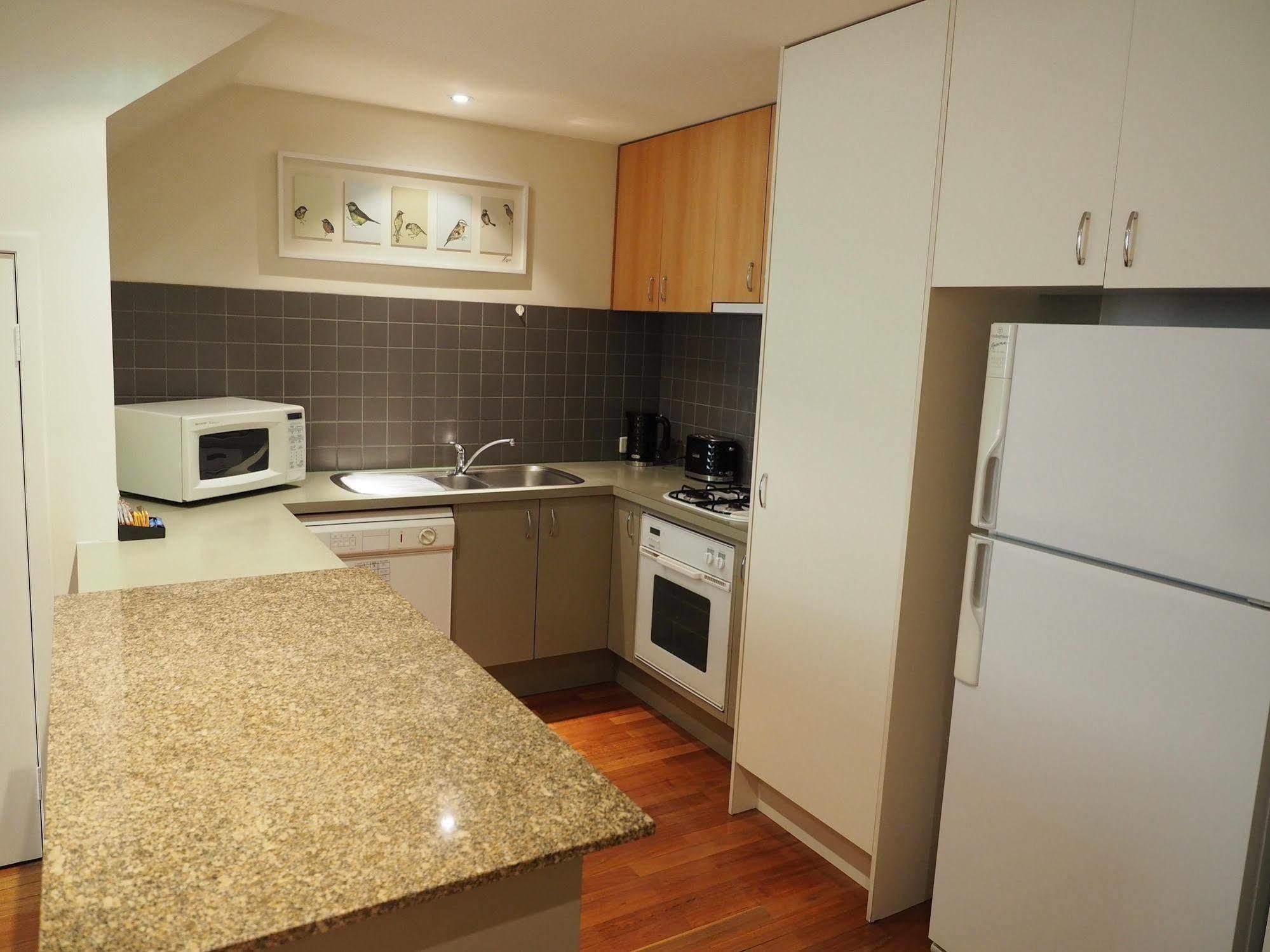 Flinders Lane Apartments Melbourne Bagian luar foto