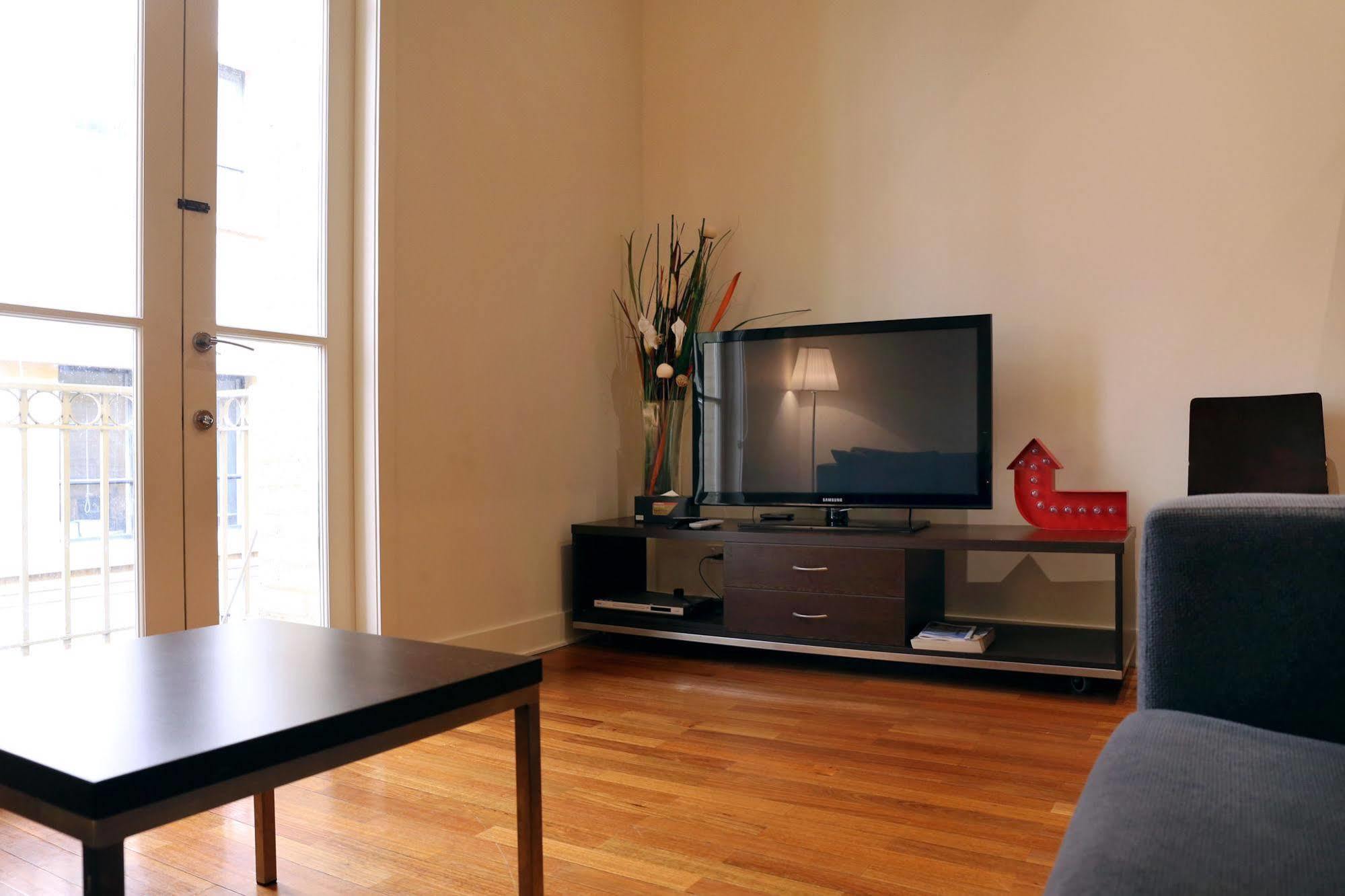 Flinders Lane Apartments Melbourne Bagian luar foto