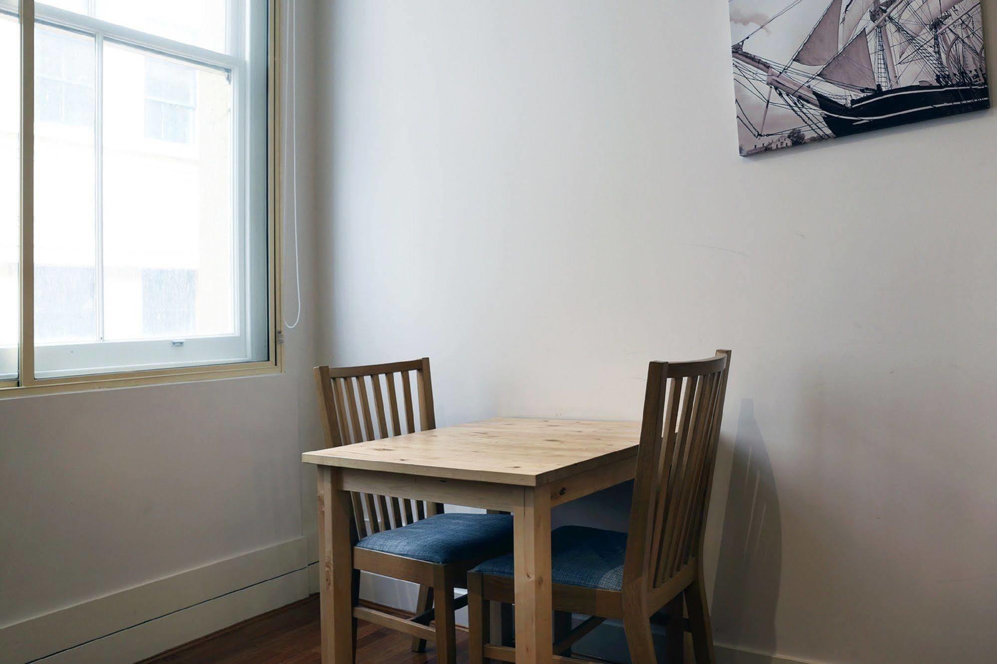 Flinders Lane Apartments Melbourne Bagian luar foto