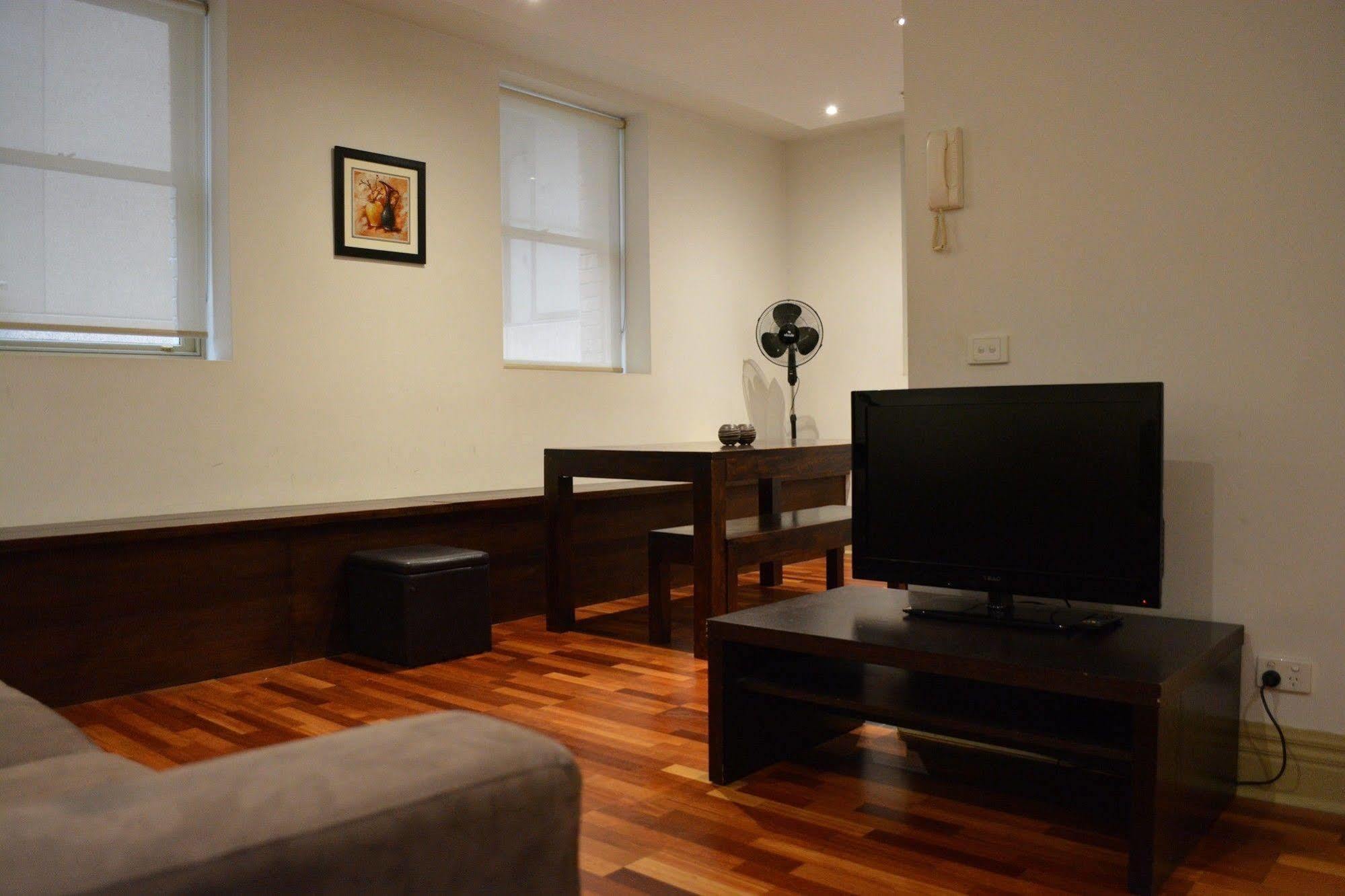 Flinders Lane Apartments Melbourne Bagian luar foto